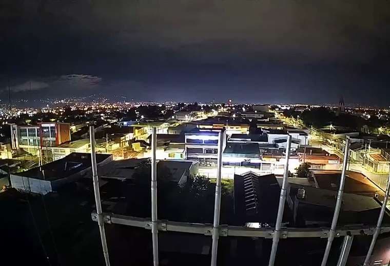 Dos fuertes temblores sacuden Costa Rica la madrugada de este lunes